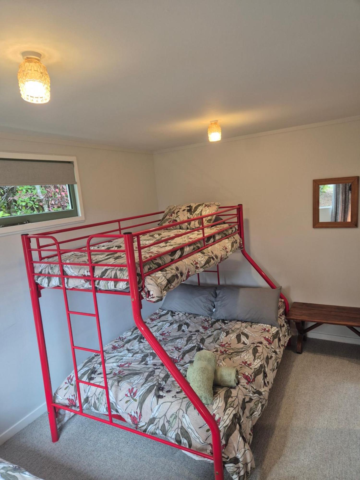 Cosy Getaway In Manapouri Villa Eksteriør bilde