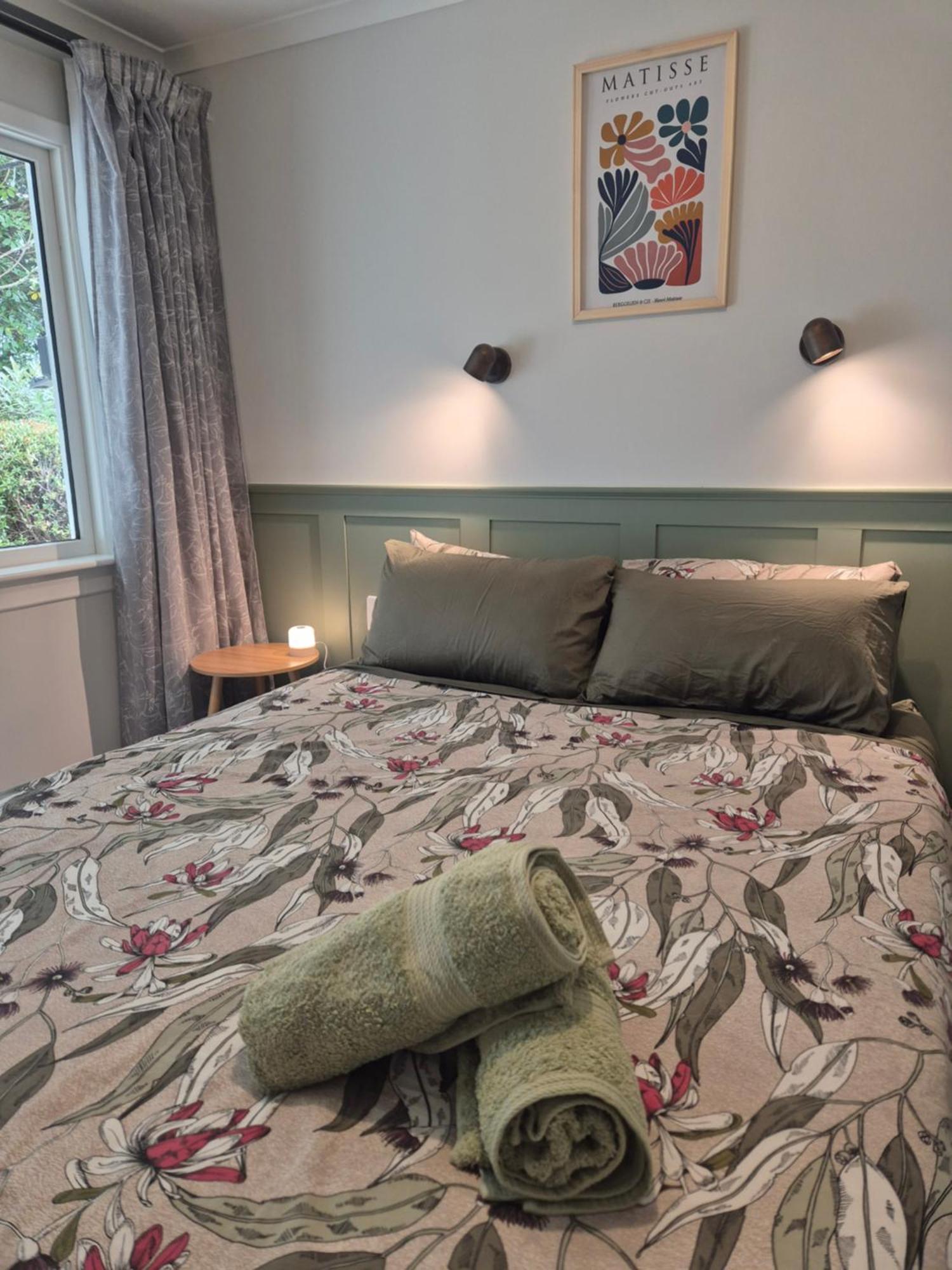 Cosy Getaway In Manapouri Villa Eksteriør bilde